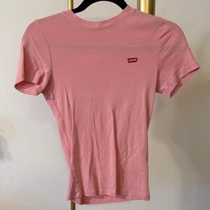 Levi's Soft Pink Crew Neck Tee